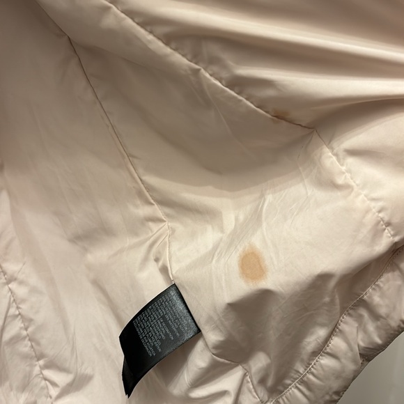 The North Face 550 Long Cream Puffer Jacket - Picture 6 of 6